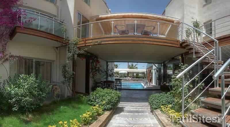 Marin A Hotel
